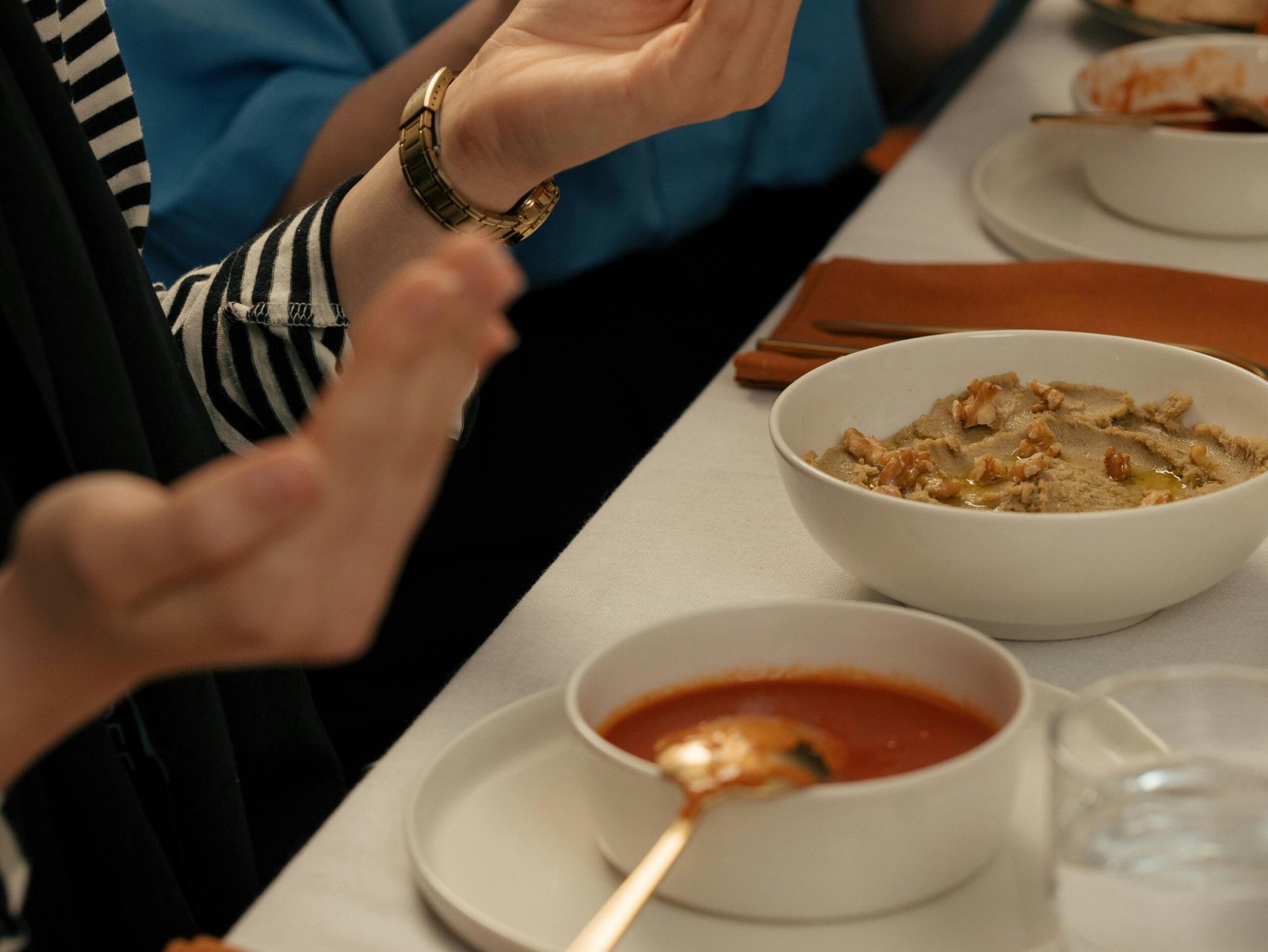 Food Customs and Dining Etiquette