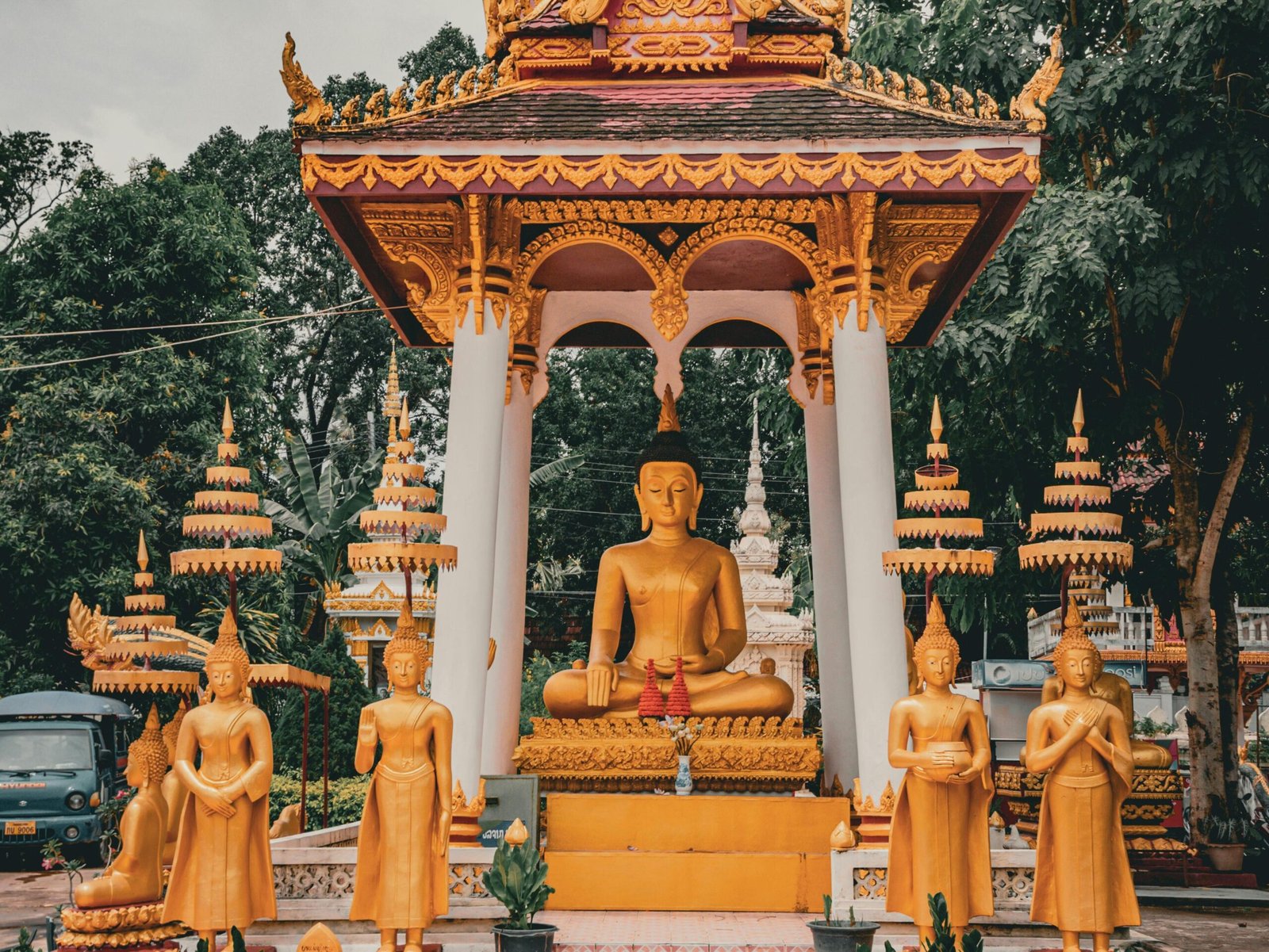 Local customs in Laos at Buddhist temples and sacred sites