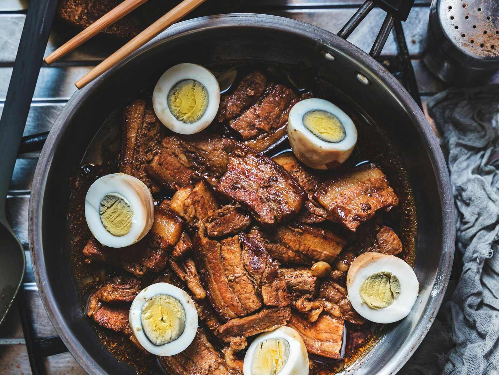 Iconic Philippine Dishes
Adobo