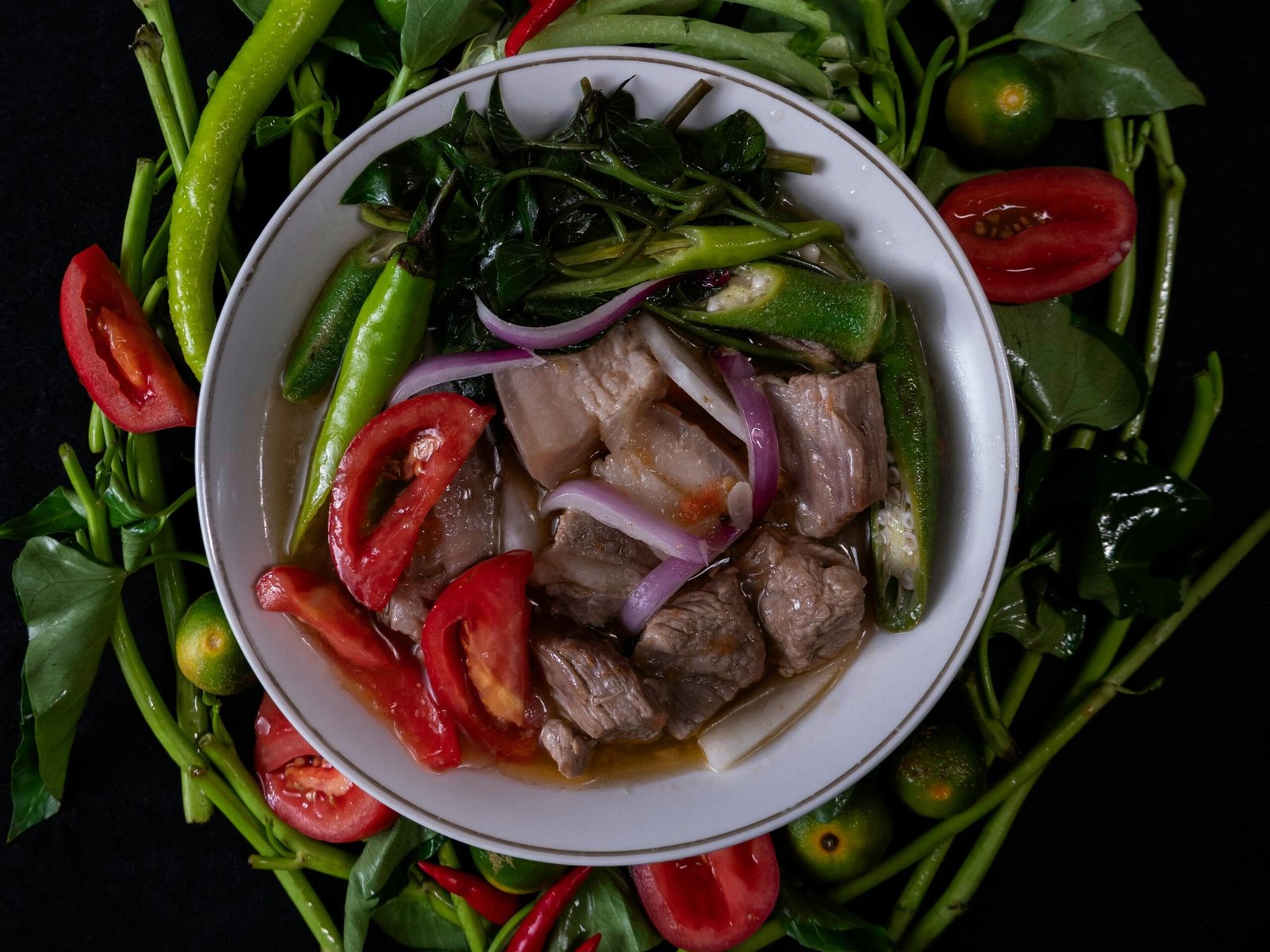 Iconic Philippine Dishes Sinigang