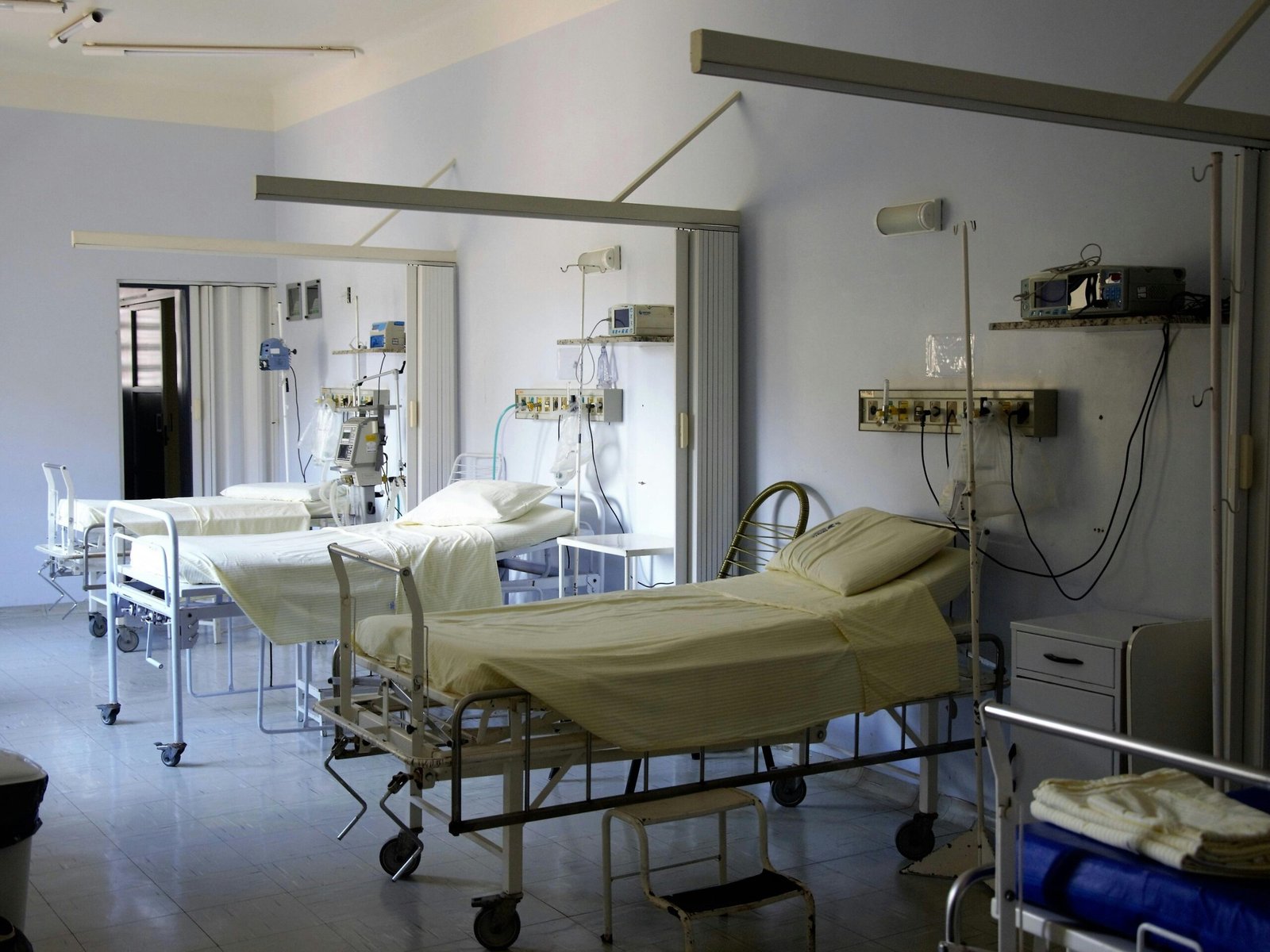 Hospitals and Clinics in Cambodia